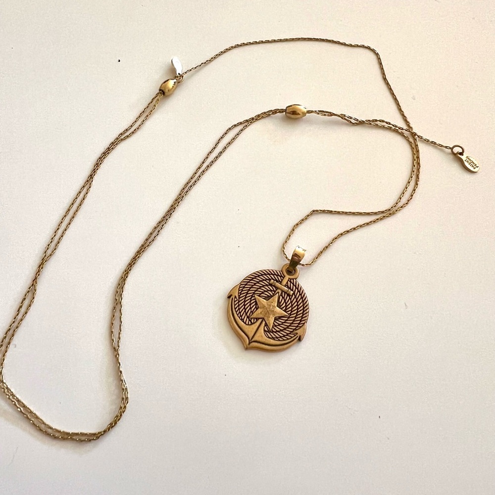 Alex and Ani adjustable anchor necklace ✨⚓️